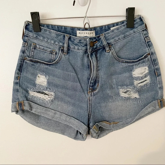 Bullhead | high rise distressed denim shorts - Picture 1 of 5